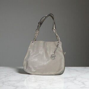 Michael Kors Jet Set Large Chain Item Shoulder Tote Pearl Grey Pebbled Leather